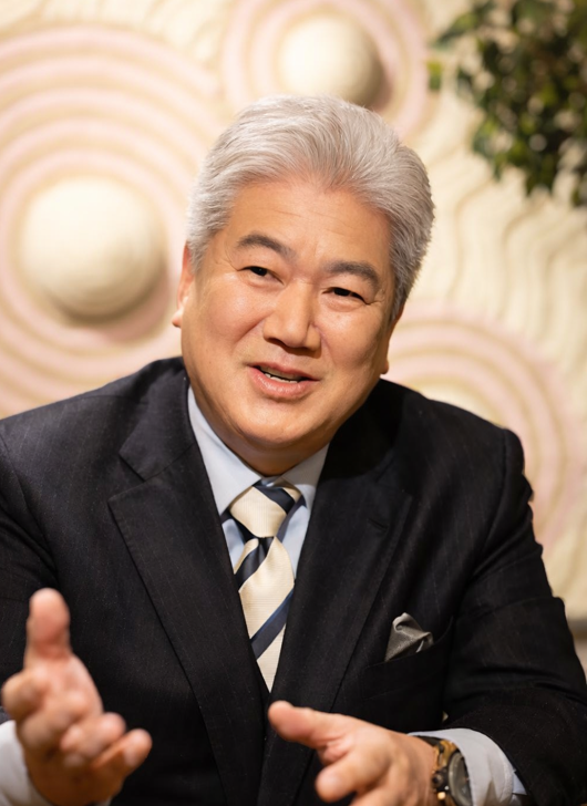 定着委員長の画像